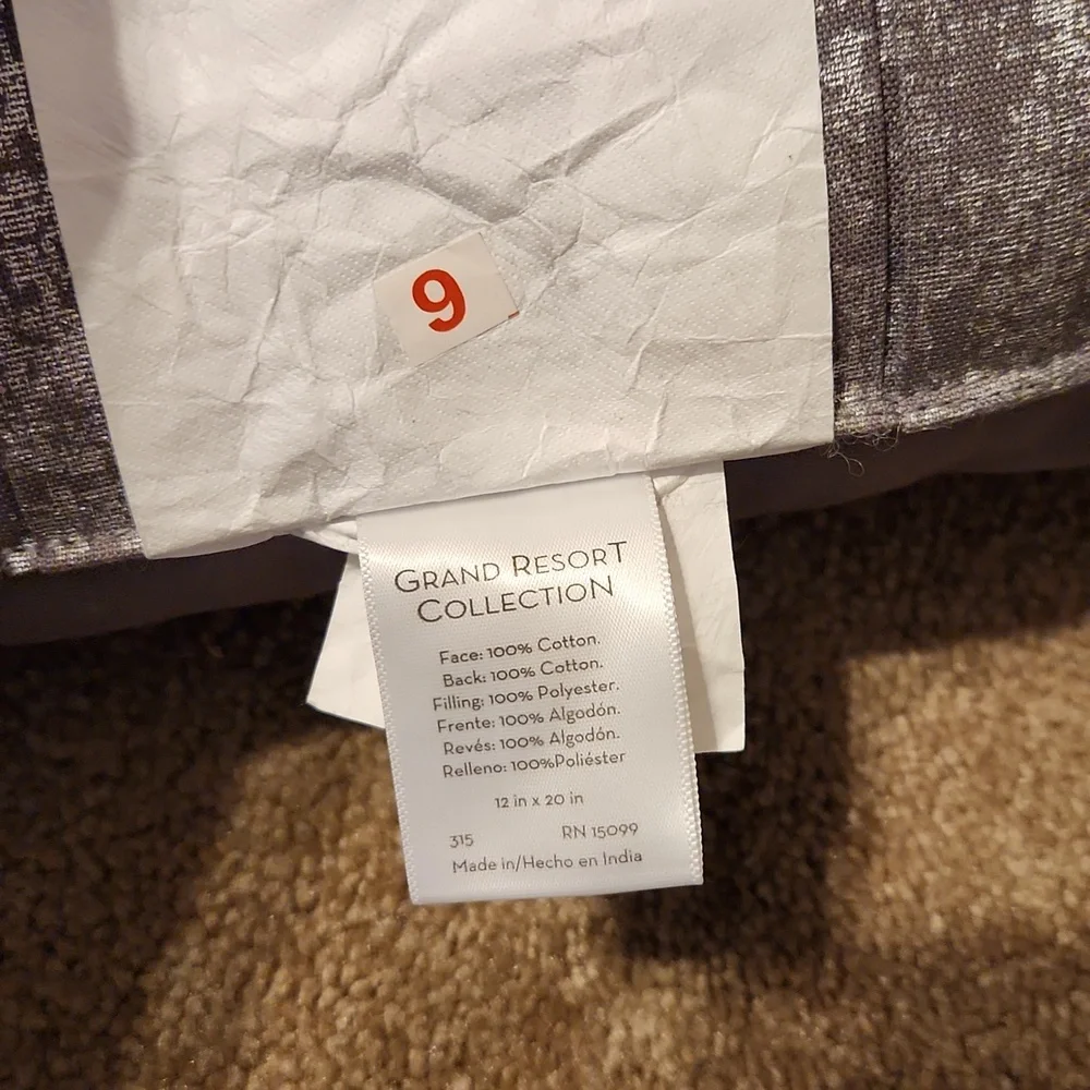 NWT Decorative throw pillow